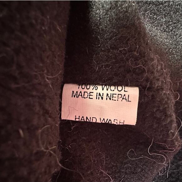 MOSHIKI Lot of 2 Caps 100% Wood Nepal Pink Purple Print Hats - Picture 3 of 7